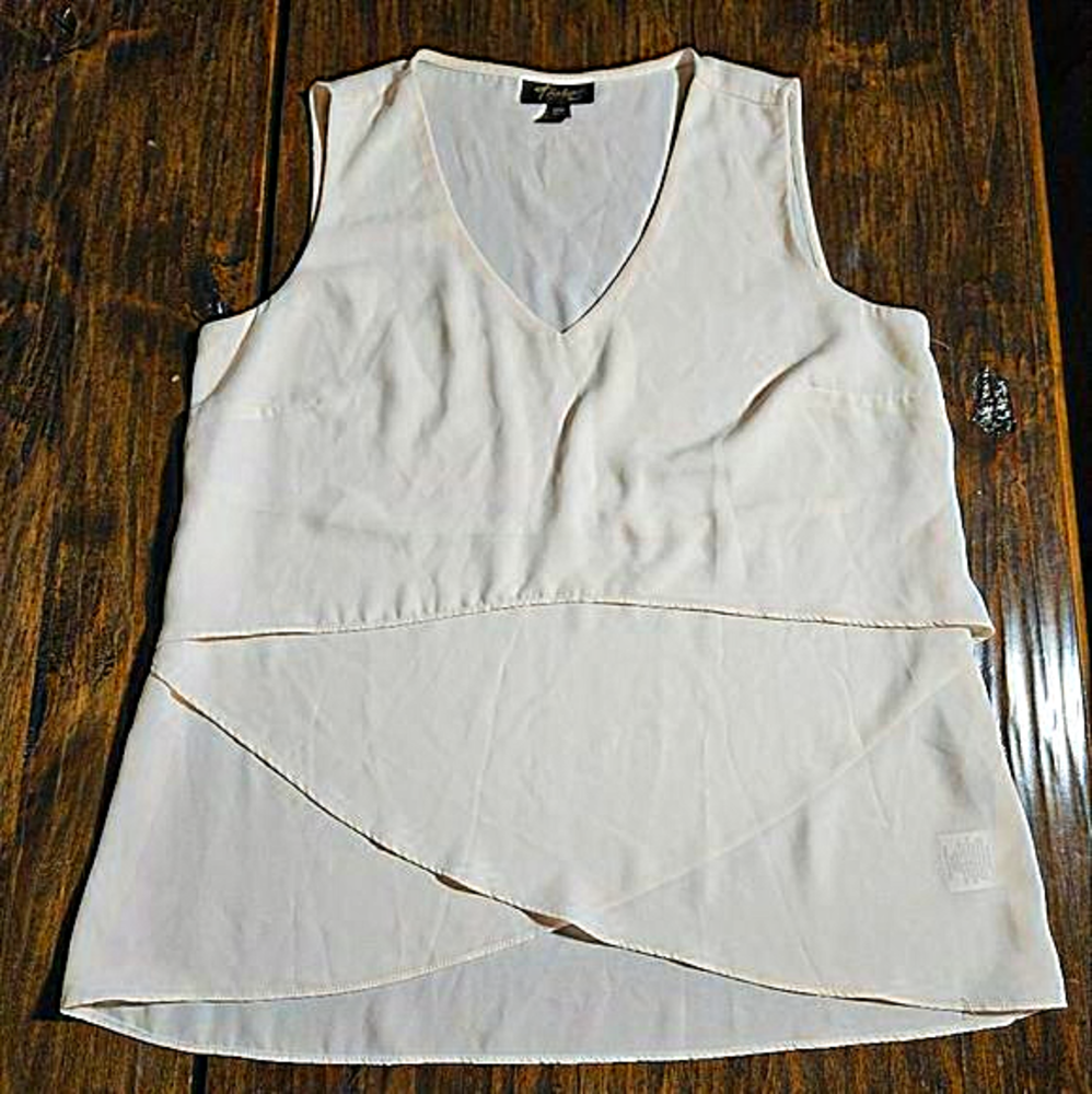 MEDIUM Thalia EUC Pink‎ Tanktop